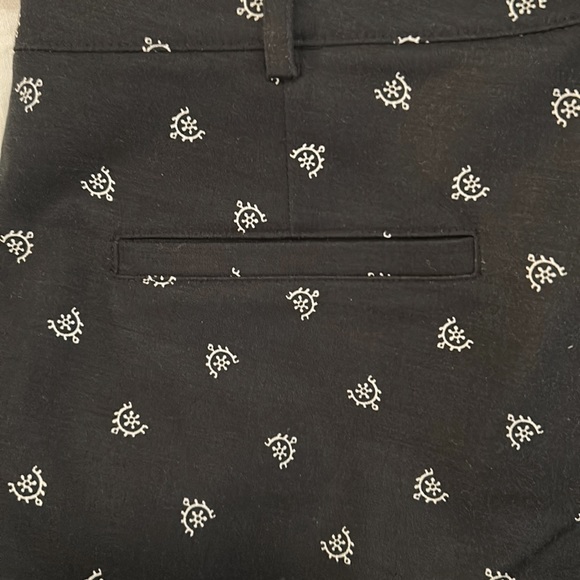 Club Monaco dress pants. Size 4 - Picture 4 of 4